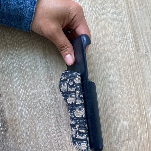 Christian Dior Authentic iPhone 11pro case - Picture 4 of 7